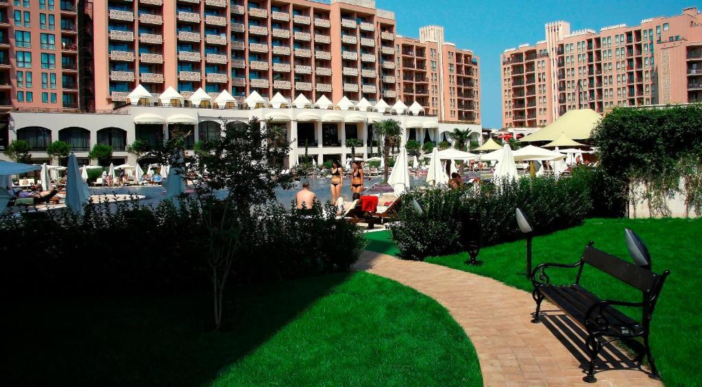 Royal Beach Apartments Słoneczny Brzeg Zewnętrze zdjęcie