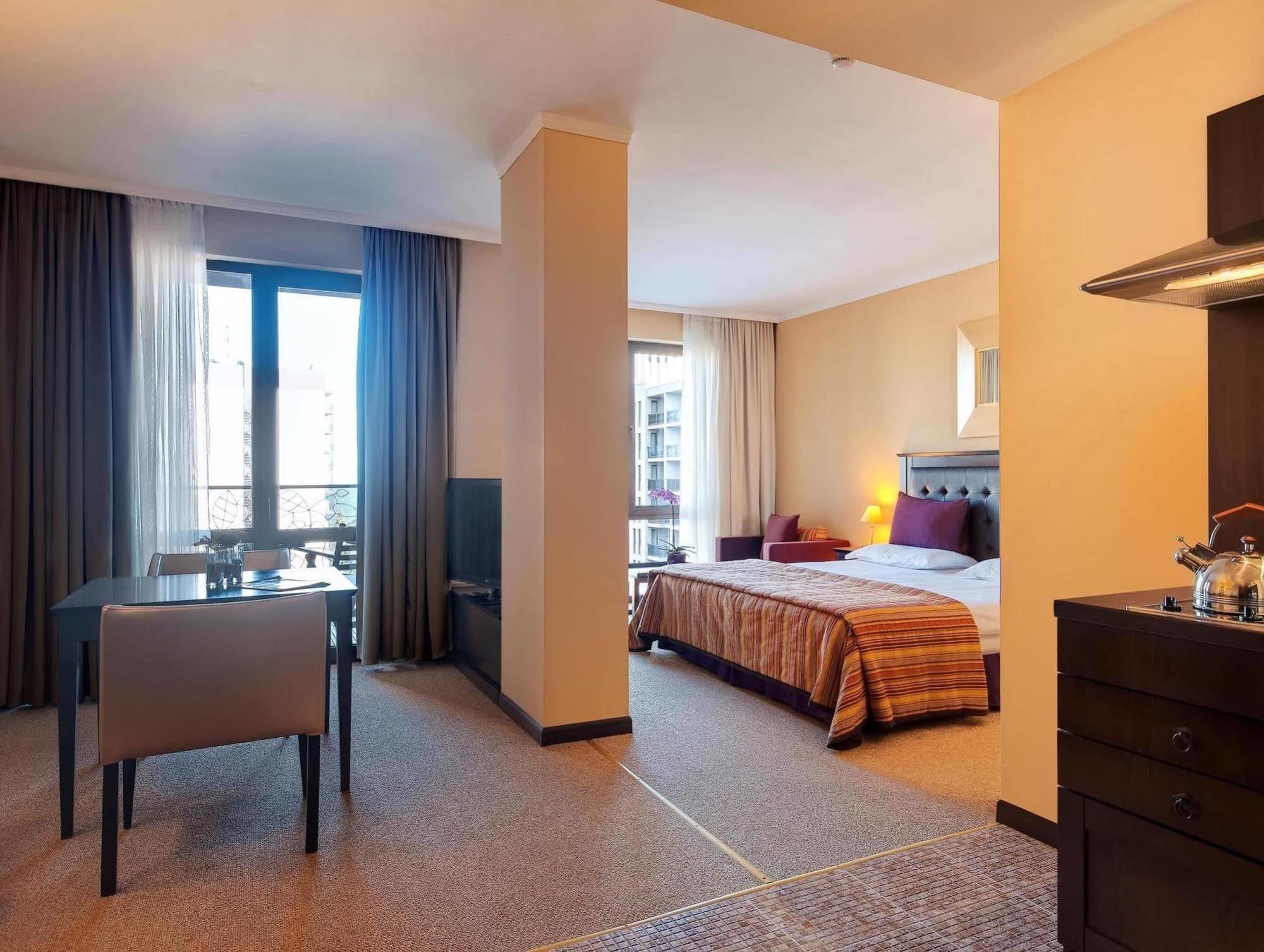 Royal Beach Apartments Słoneczny Brzeg Zewnętrze zdjęcie